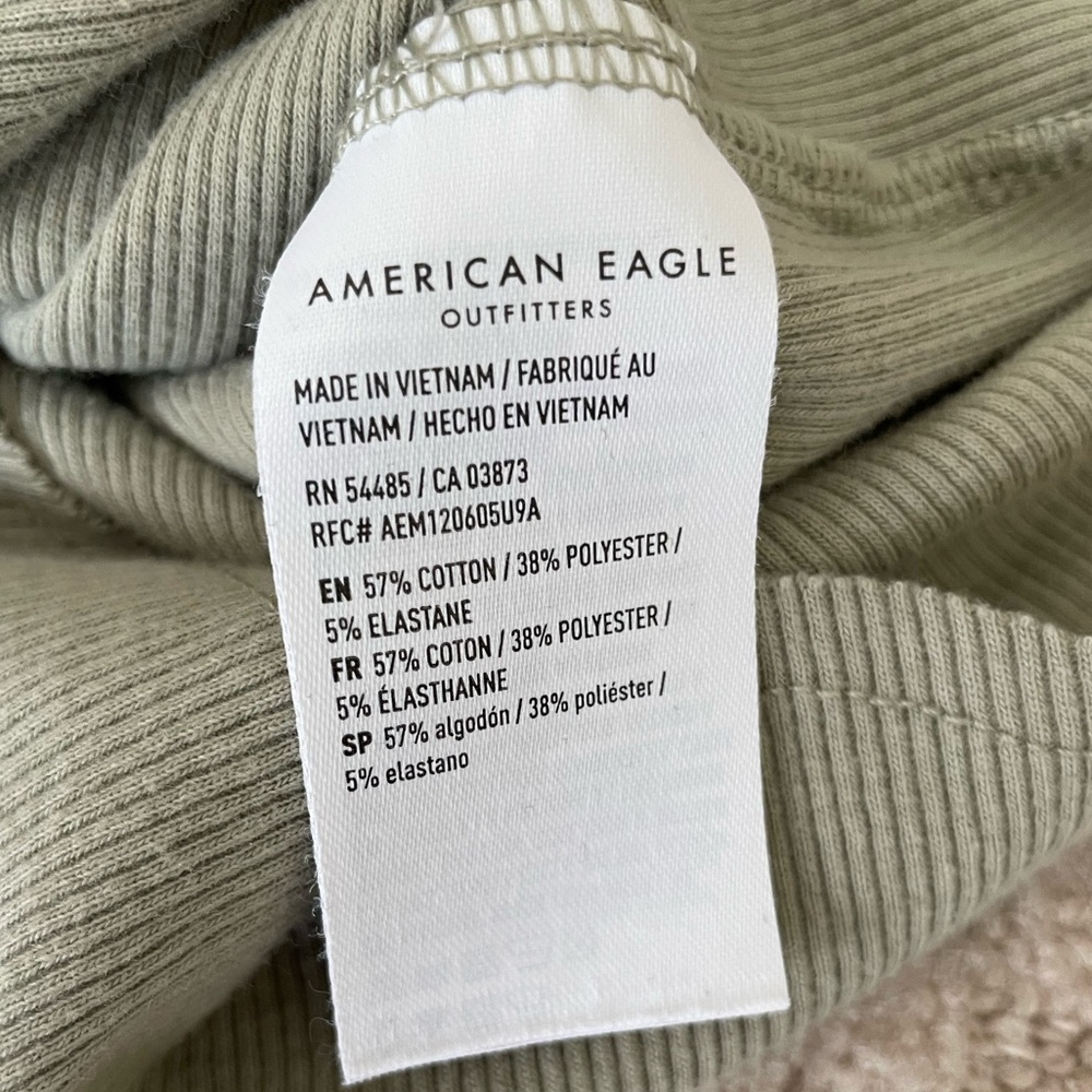 AE Bundle Cinched Front Flutter Sleeve & Ribbed Tank Crop Tops Sage Green XS - Picture 12 of 12